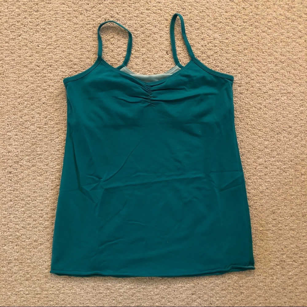 Lululemon tank